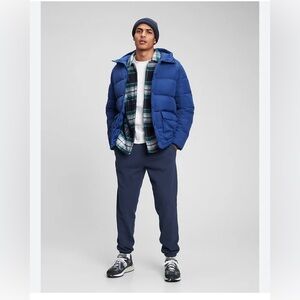 Gap mens Recycled puffer jacket XL